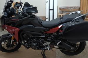 Tracer 900 GT