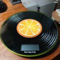 Bilancia digitale per cucina.