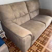 Divano tre posti tortora