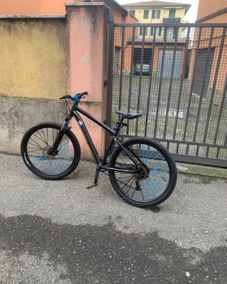 Rockrider st530
