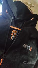 felpa con cappuccio baci e abbracci 