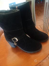 stivaletti caldi scamosciati 