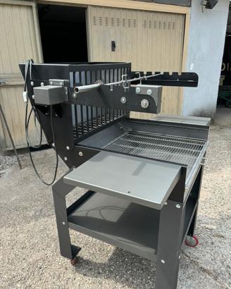 Speciale unico nel suo genere BBQ con  Girarrosto