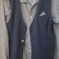Completo elegante ragazzo giacca camicia gilet