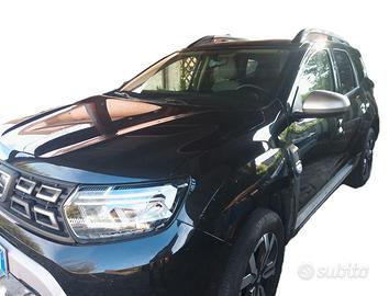 Duster Prestige GPL gancio+gomme inverno 50.000km
