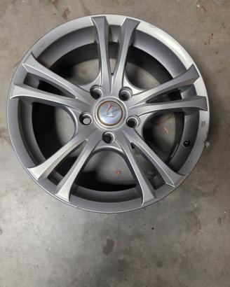Cerchi auto da 16"