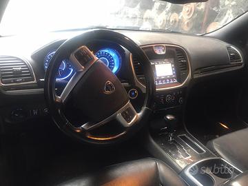 Auto demolita, disponibili ricambi lancia thema