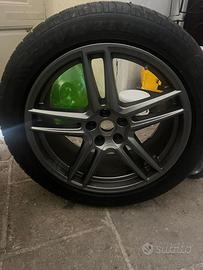 Set 4 cerchi orginali Porsche con gomme invernali