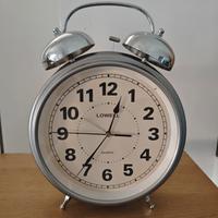 Orologio da tavolo o muro con sveglia