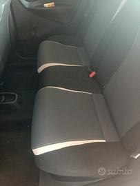 lancia Ypsilon elefantino