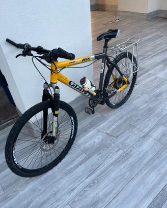 MTB GIANT 860 ATX
