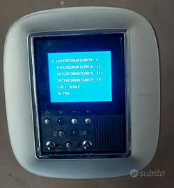 Videocitofono colori Bticino Axolute 349311 349312