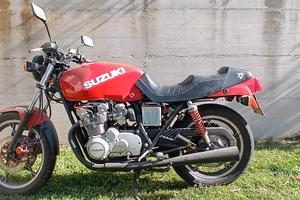 Moto d'epoca Suzuki katana 550