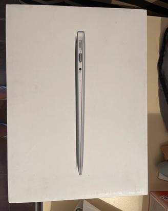 Macbook air usato