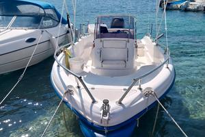 Barca a motore Ranieri Soverato