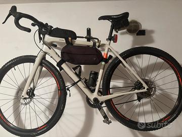 Bici Gravel Salsa Warbird