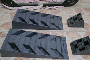 Cunei fiamma roulotte/caravan NUOVI