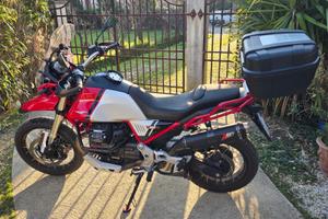 Moto Guzzi V85 TT V85TT - 2023 super accessoriata
