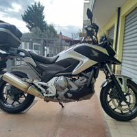 NC 700 X DCT Abs 2012