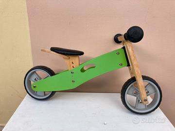 Bici senza pedali in legno