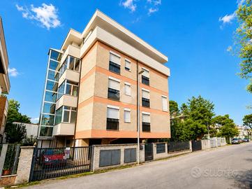 4 LOCALI A GIULIANOVA