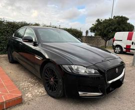 Jaguar XF 2.0 D 180 CV Motore Rotto