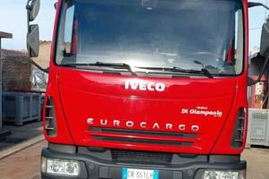 Eurocargo iveco  con gru Fassi F60 