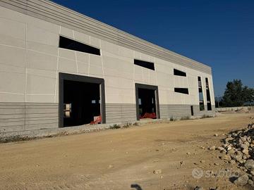 Immobile di 9800 m² a Frattamaggiore