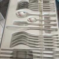 set di posate per 6 persone di Andrea Fontebasso