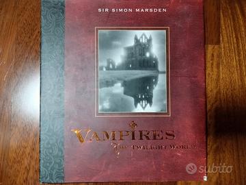 Vampires - The Twilight World - Libro sui vampiri