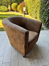 Poltrona Kare  Design- industrial - contemporanea