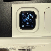 Apple Watch SE GPS + Cellular 40 mm