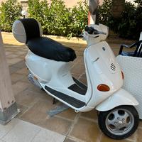 Vespa ET 2