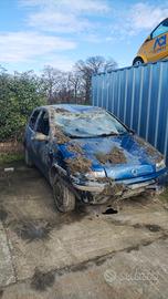 Fiat punto da rottamare 