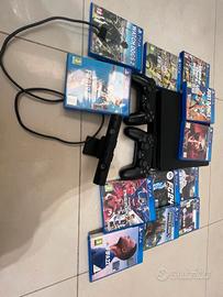 PlayStation 4 con controller webcam e giochi