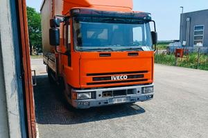 Camion iveco 75