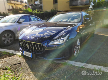 Maserati Quattroporte V6 3.0 250 CV