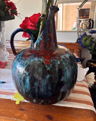 Vaso in ceramica smaltata; Albisola Emmebi