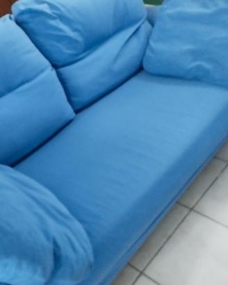 Due Divani bi-posto blu elettrico 