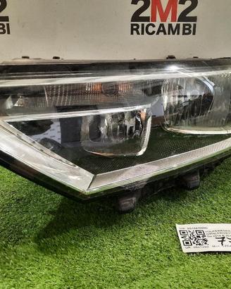FARO ANTERIORE SINISTRO VOLKSWAGEN Passat Serie B8
