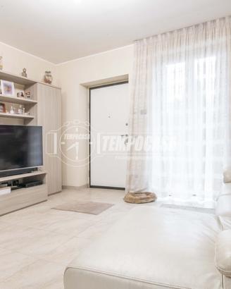 Villa di 4 locali con giardino terrazzato box e po