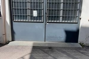 Locale magazzino capannone