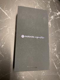 Motorola signature 6.8” 50MP 16/512GB carbon