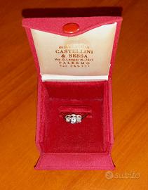 Anello antico in oro e brillanti