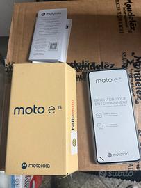 Smartphone motorola moto e15 nuovo
