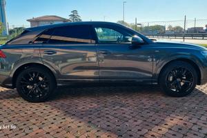 Audi Q8 45 TDI quattro tiptronic Sport S LINE