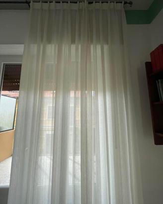 Coppia di tendoni in seta per portafinestra