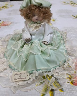 bambola in porcellana di Capodimonte 