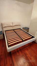 Letto matrimoniale moderno