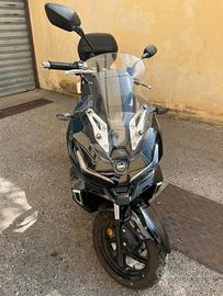 SYM ADX 125 KM 0 _ 2.CASCHI _ BAULETTO